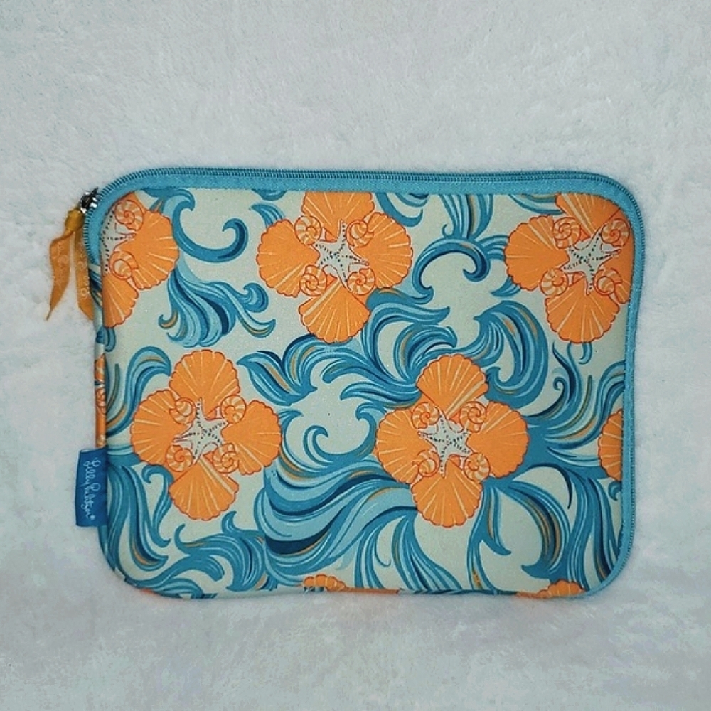 Lilly Pulitzer Neoprene Tablet Sleeve In Do The Wave